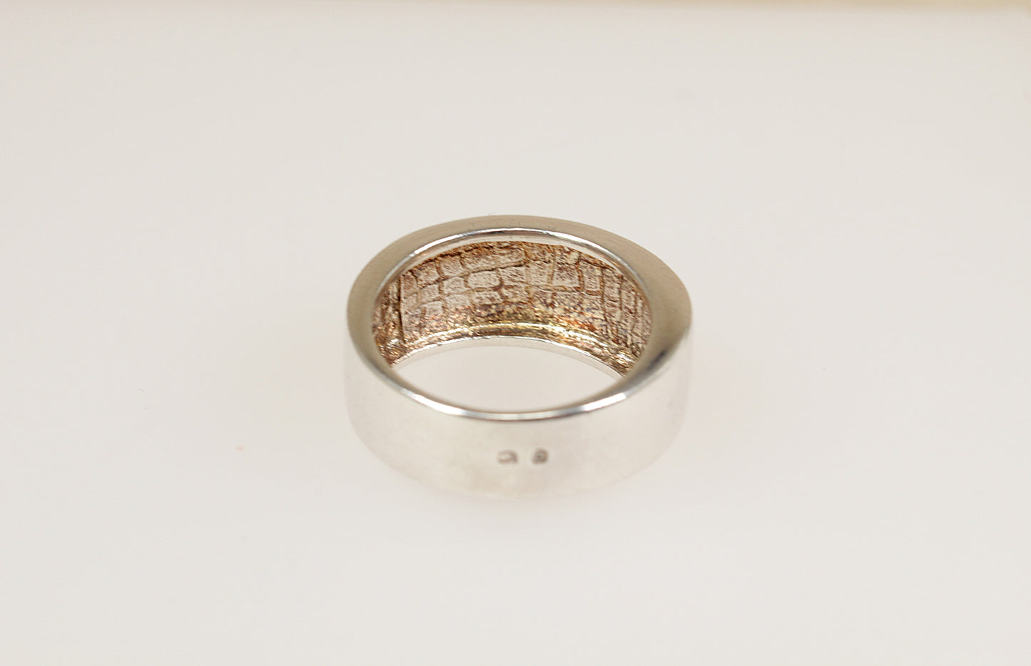 Silver Mother Of Pearl Band Ring