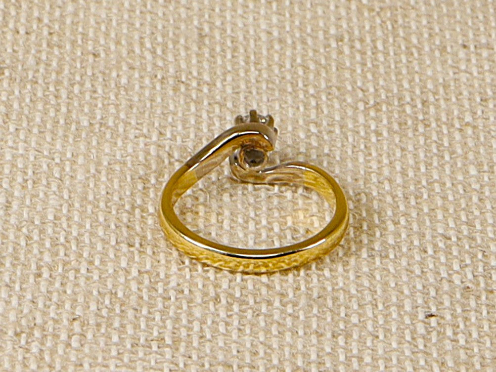 Vintage 18ct Gold Diamond Solitaire Ring
