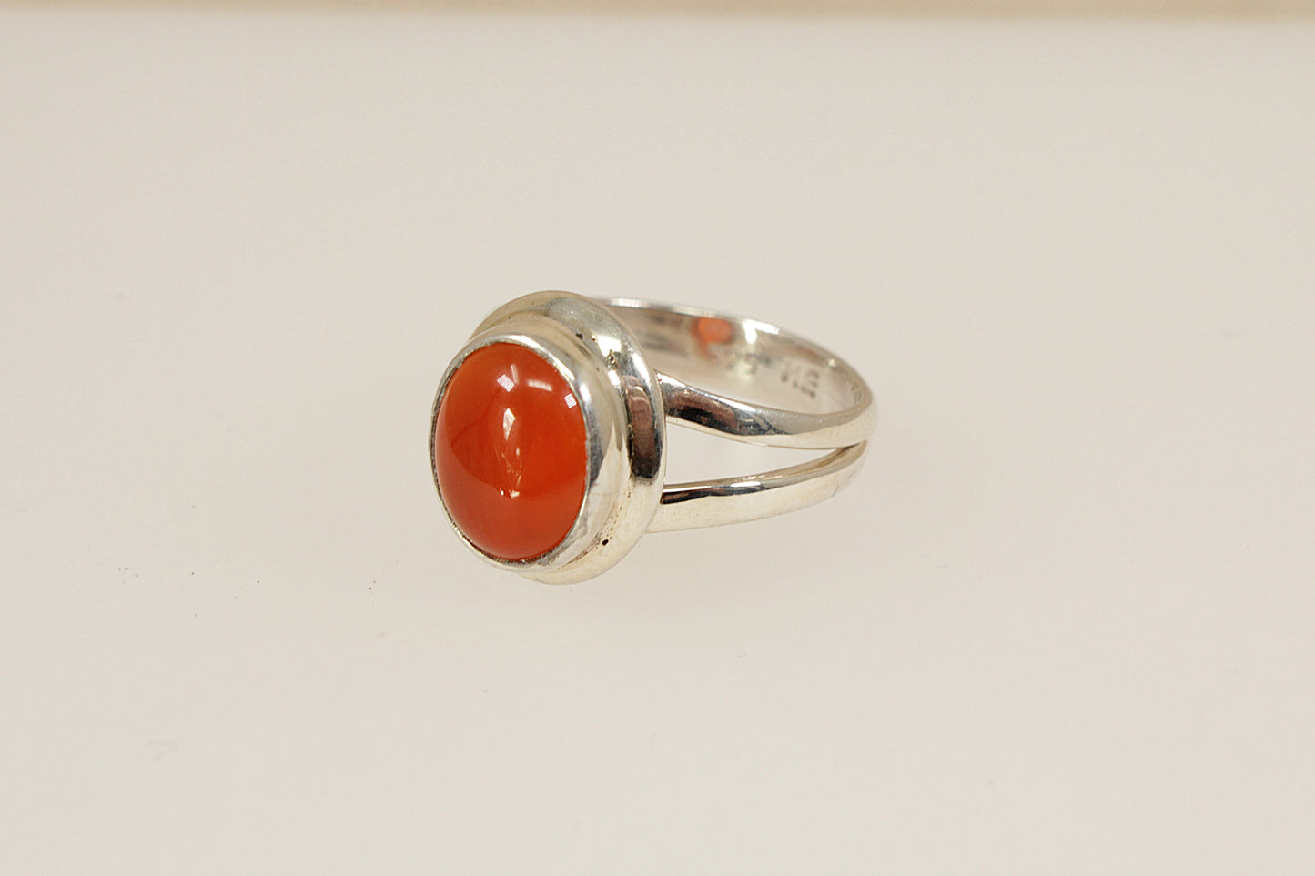 Silver Cabochon Carnelian Ring
