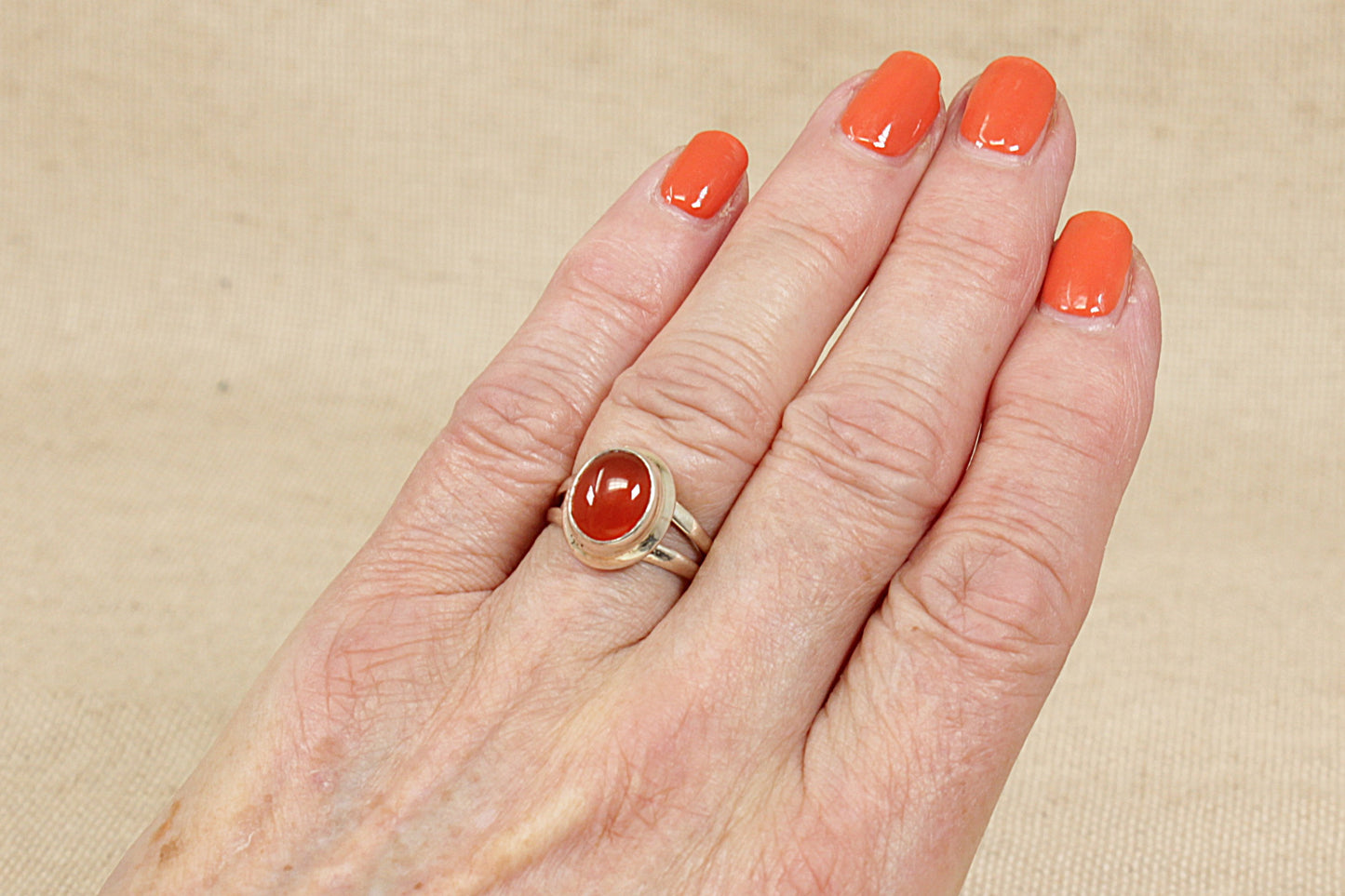 Silver Cabochon Carnelian Ring