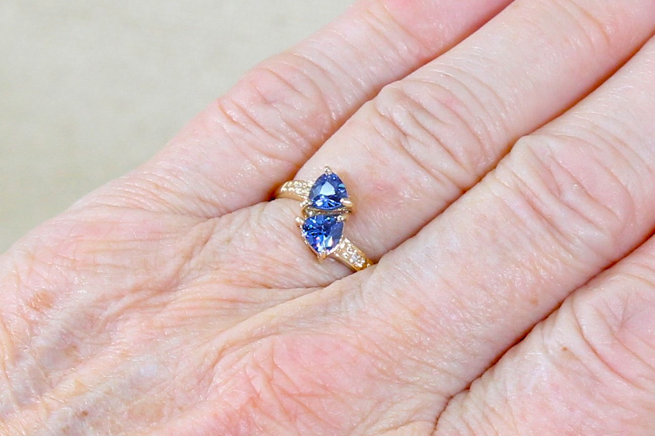 9ct Gold Blue Iolite Ring