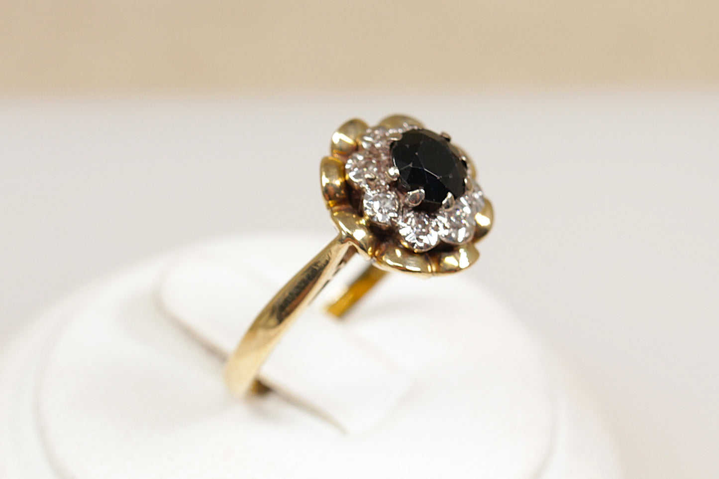 18ct Gold Sapphire & Diamond Ring