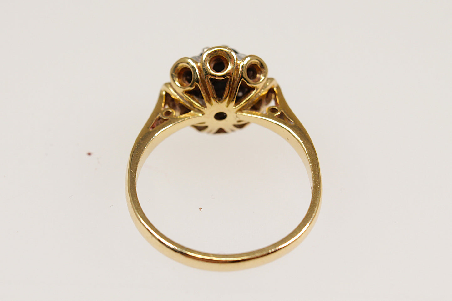 18ct Gold Sapphire & Diamond Ring