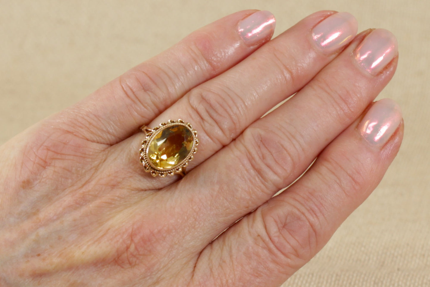 Vintage 9ct Citrine Solitaire Ring