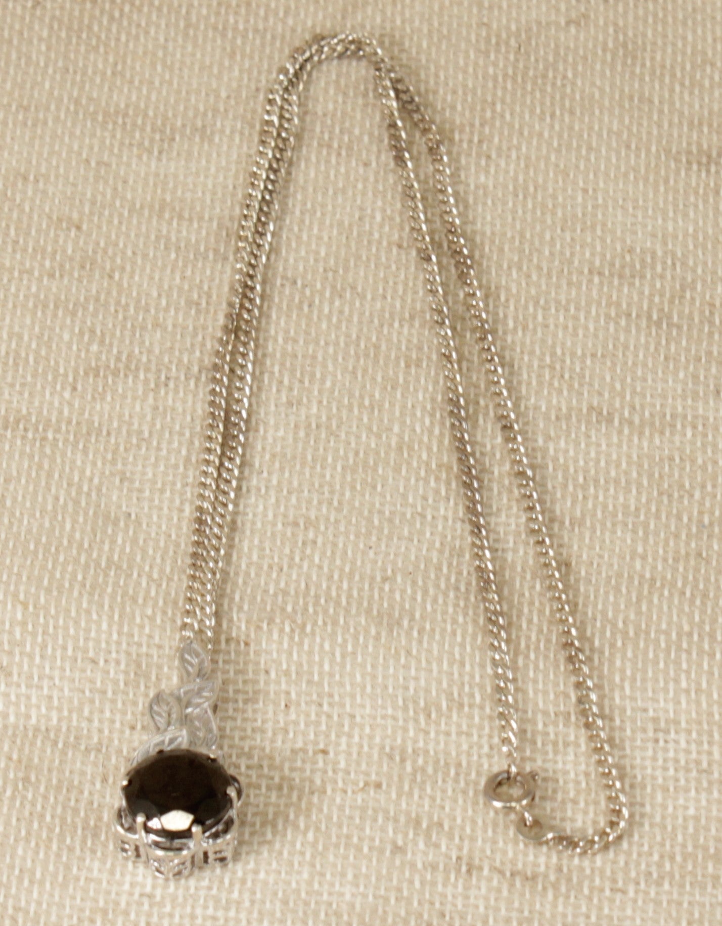 Silver Pendant and Chain Necklace