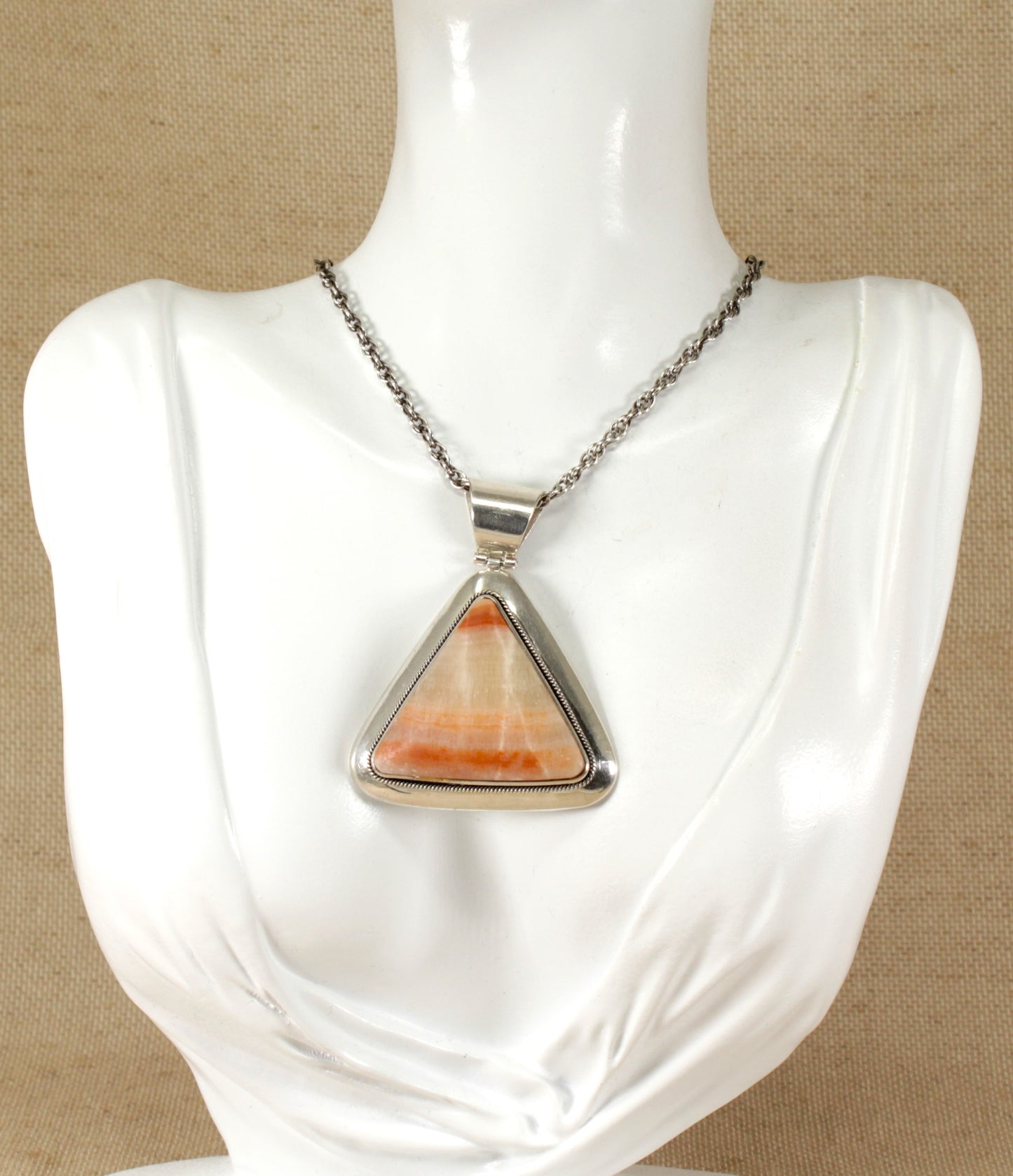 Silver Agate Designer Pendant Necklace