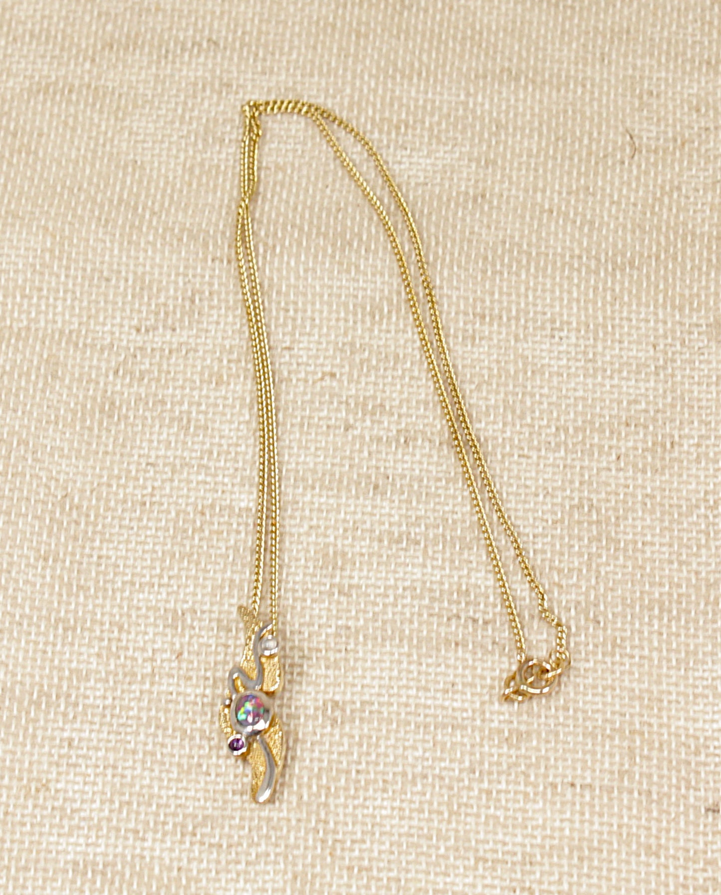 Vintage 9ct Gold Pendant and Chain Necklace