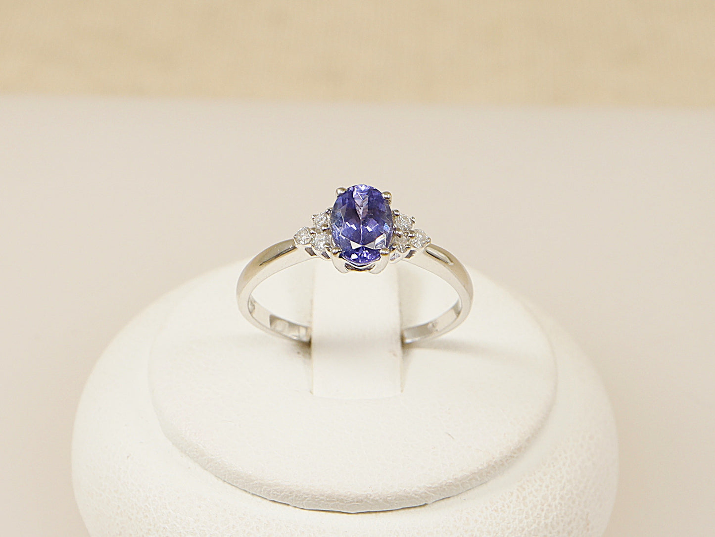 14ct White Gold Tanzanite & Diamond Ring