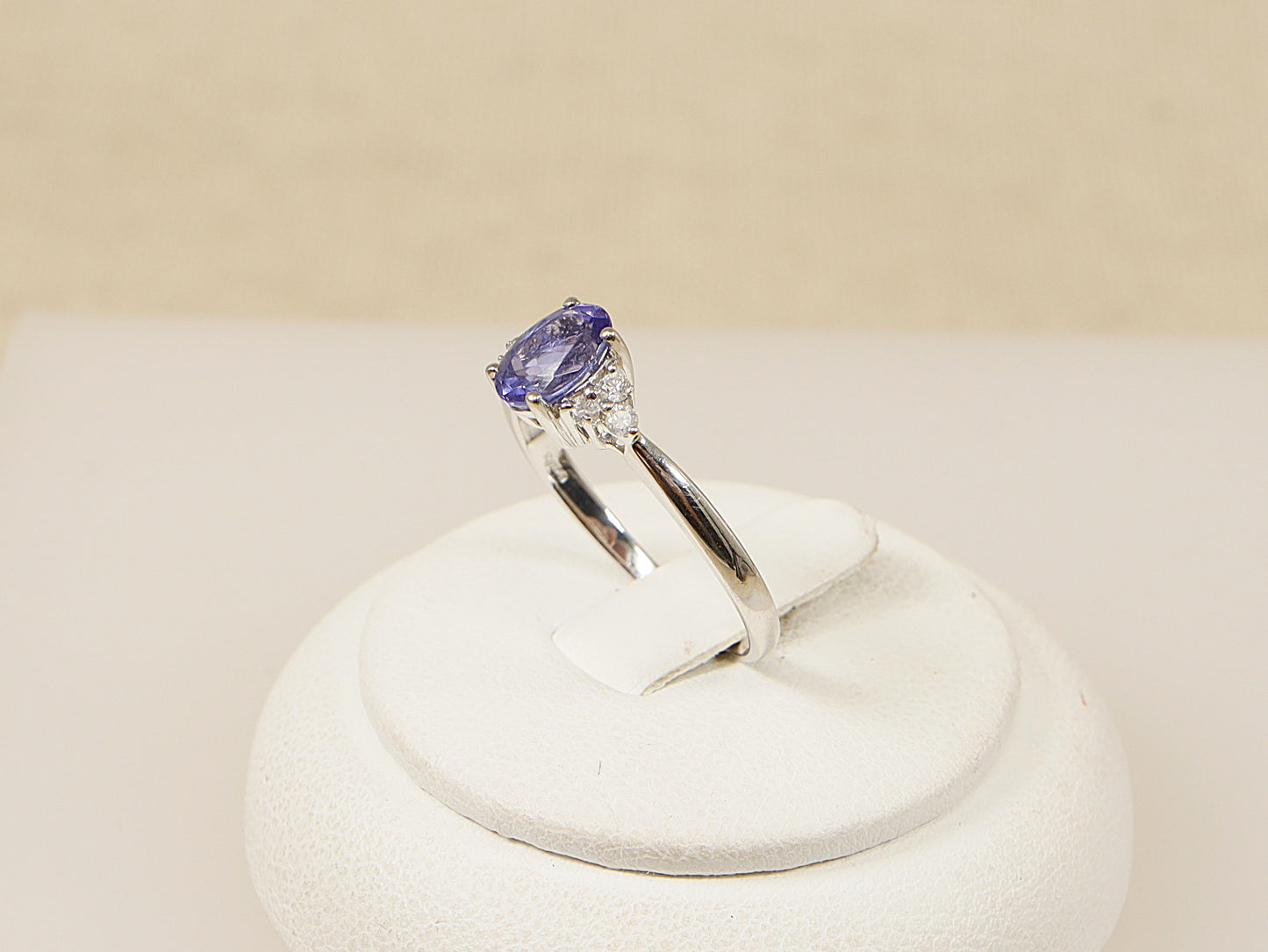 14ct White Gold Tanzanite & Diamond Ring