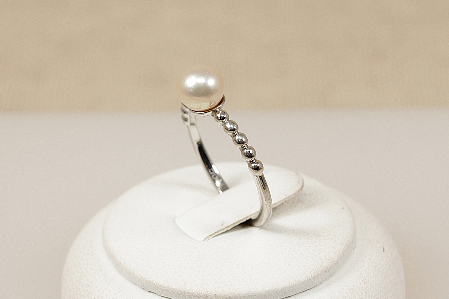 Silver Solitaire Pearl Ring