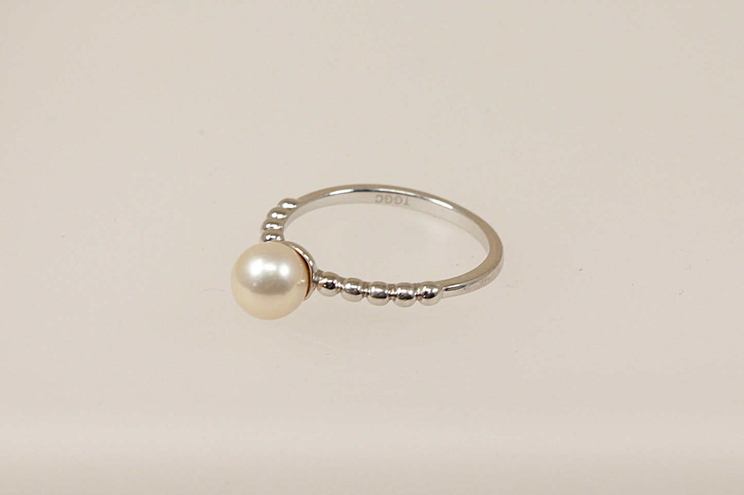 Silver Solitaire Pearl Ring