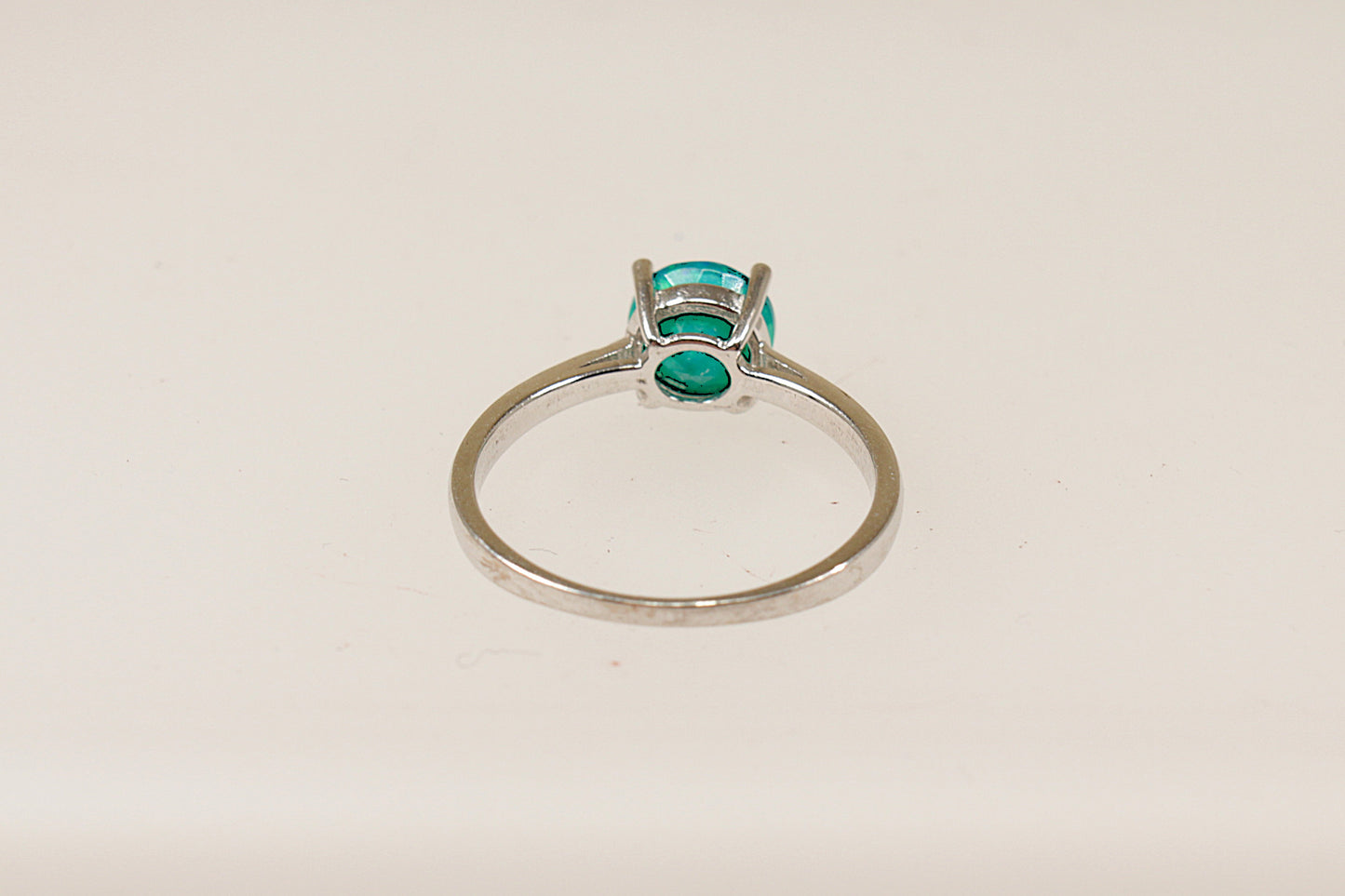 Silver Emerald Green Crystal Solitaire Ring