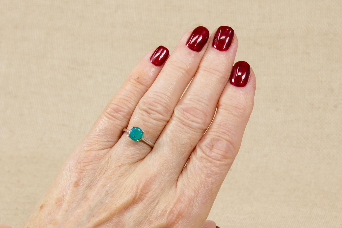 Silver Emerald Green Crystal Solitaire Ring