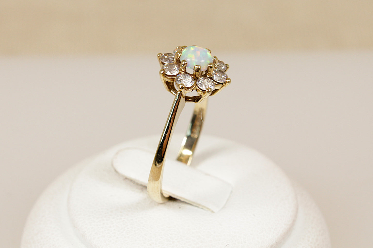 9ct Opal Daisy Ring