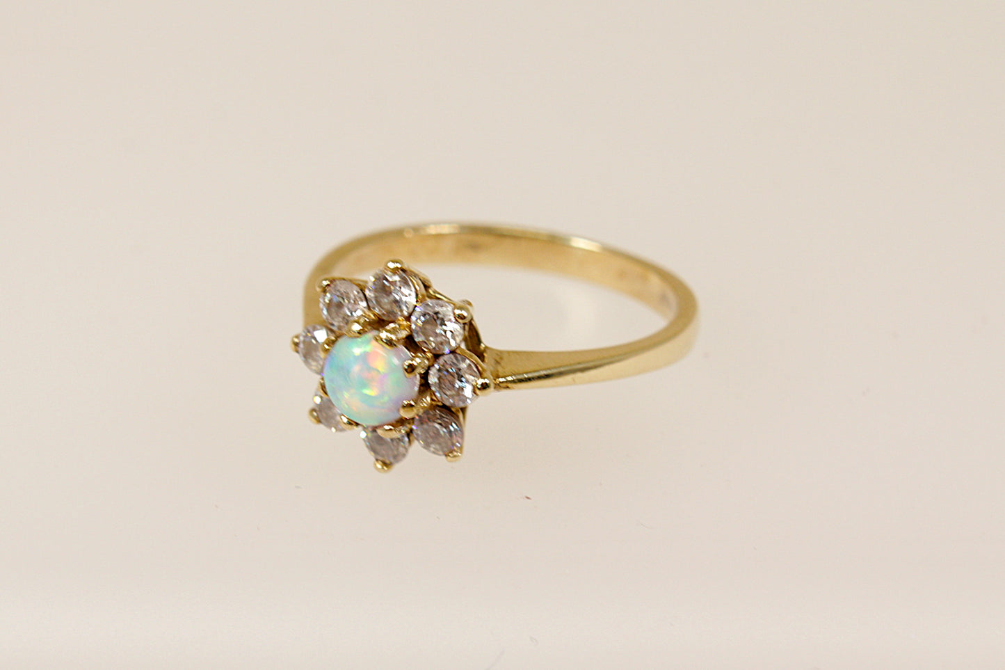 9ct Opal Daisy Ring