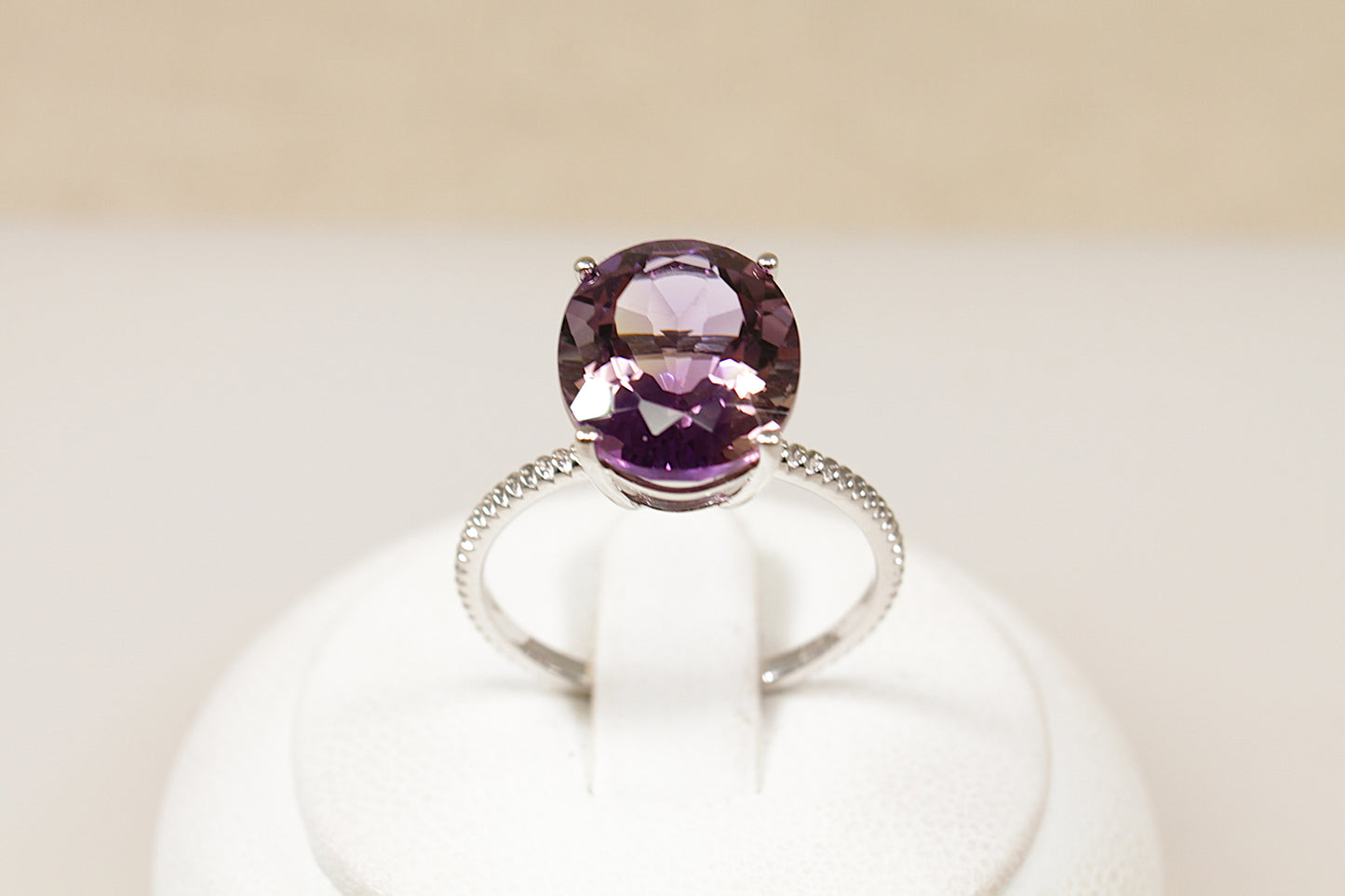 9ct White Gold Amethyst Solitaire Ring