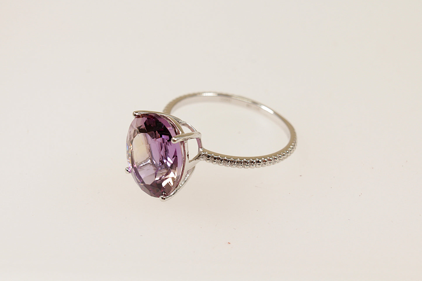 9ct White Gold Amethyst Solitaire Ring