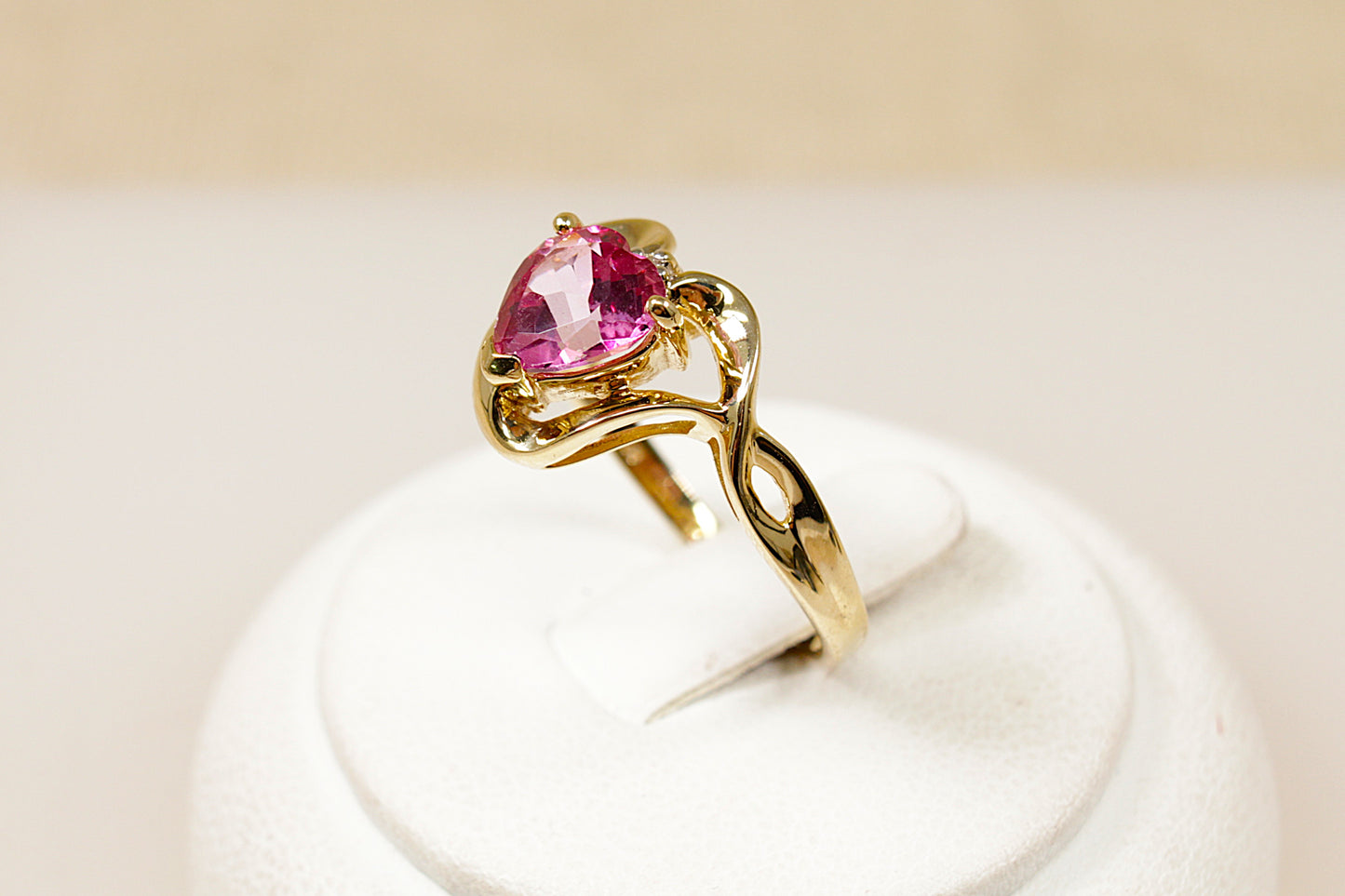 9ct Heart Shape Pink Topaz Ring