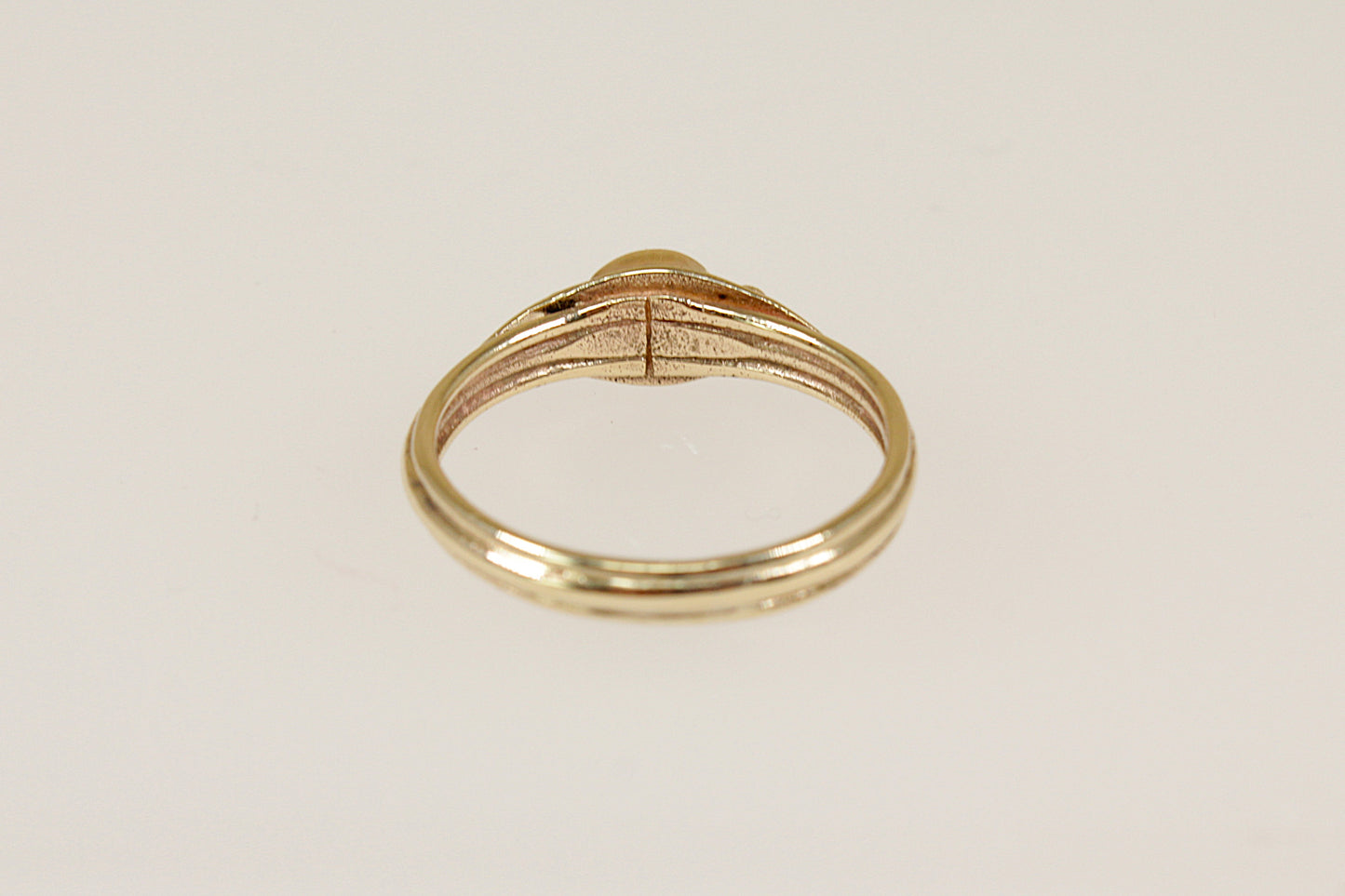 Vintage 9ct Gold Amethyst Cabochon Ring