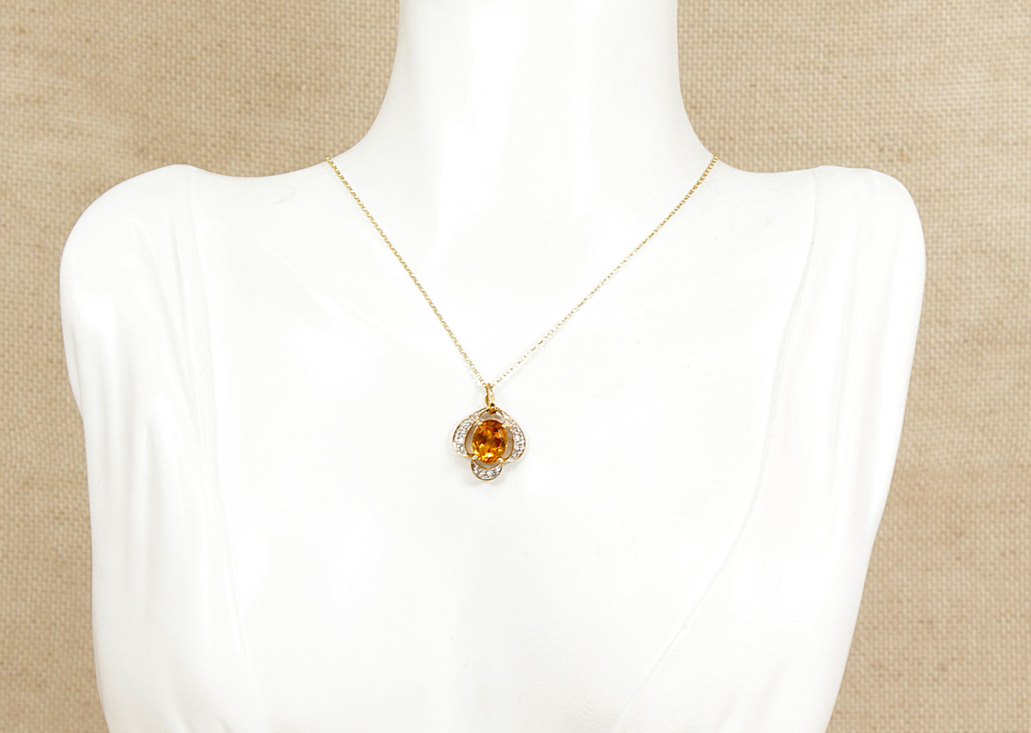 9ct Gold Citrine Pendant Necklace