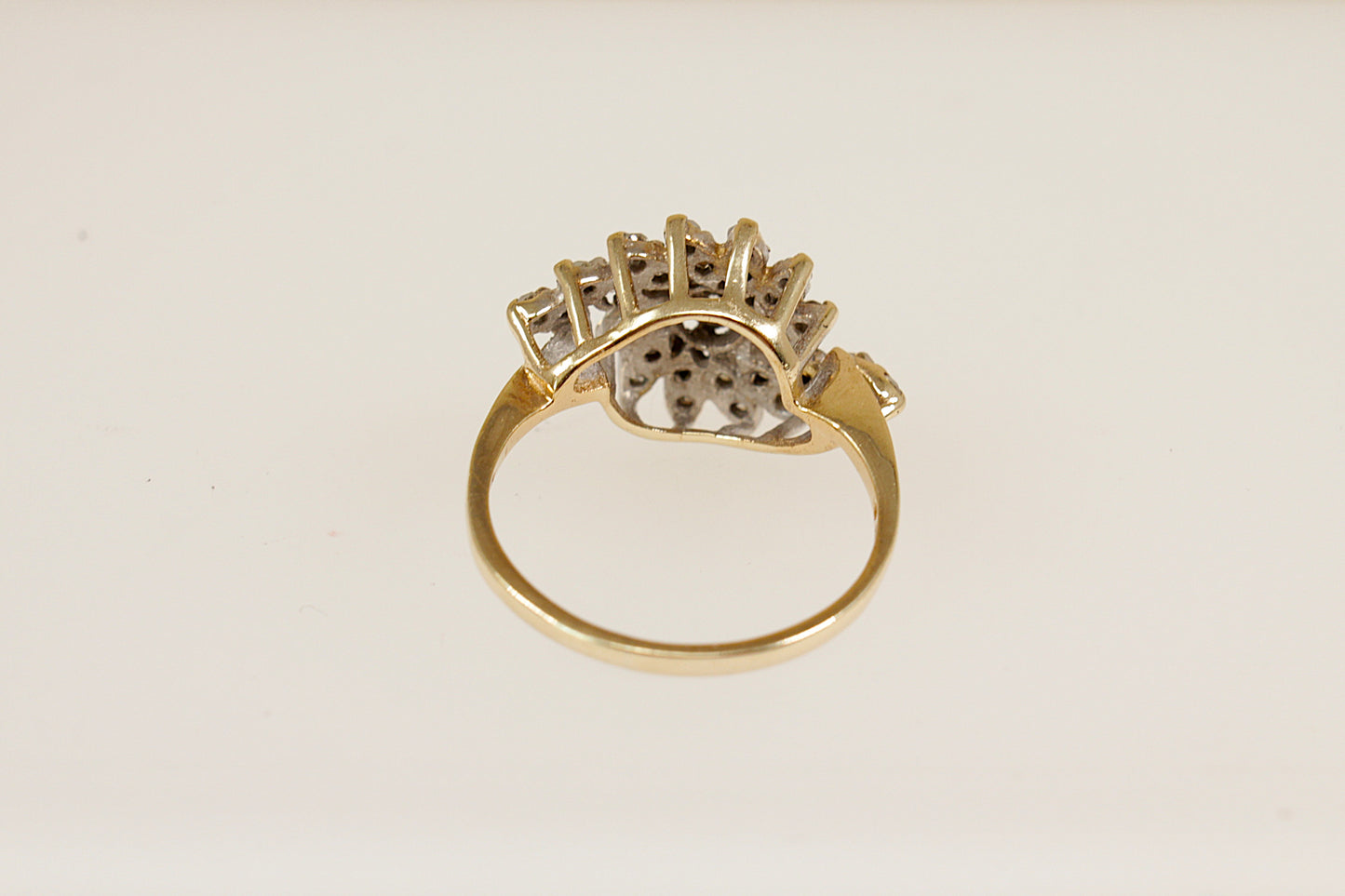 Vintage 9ct Gold Diamond Cluster Ring