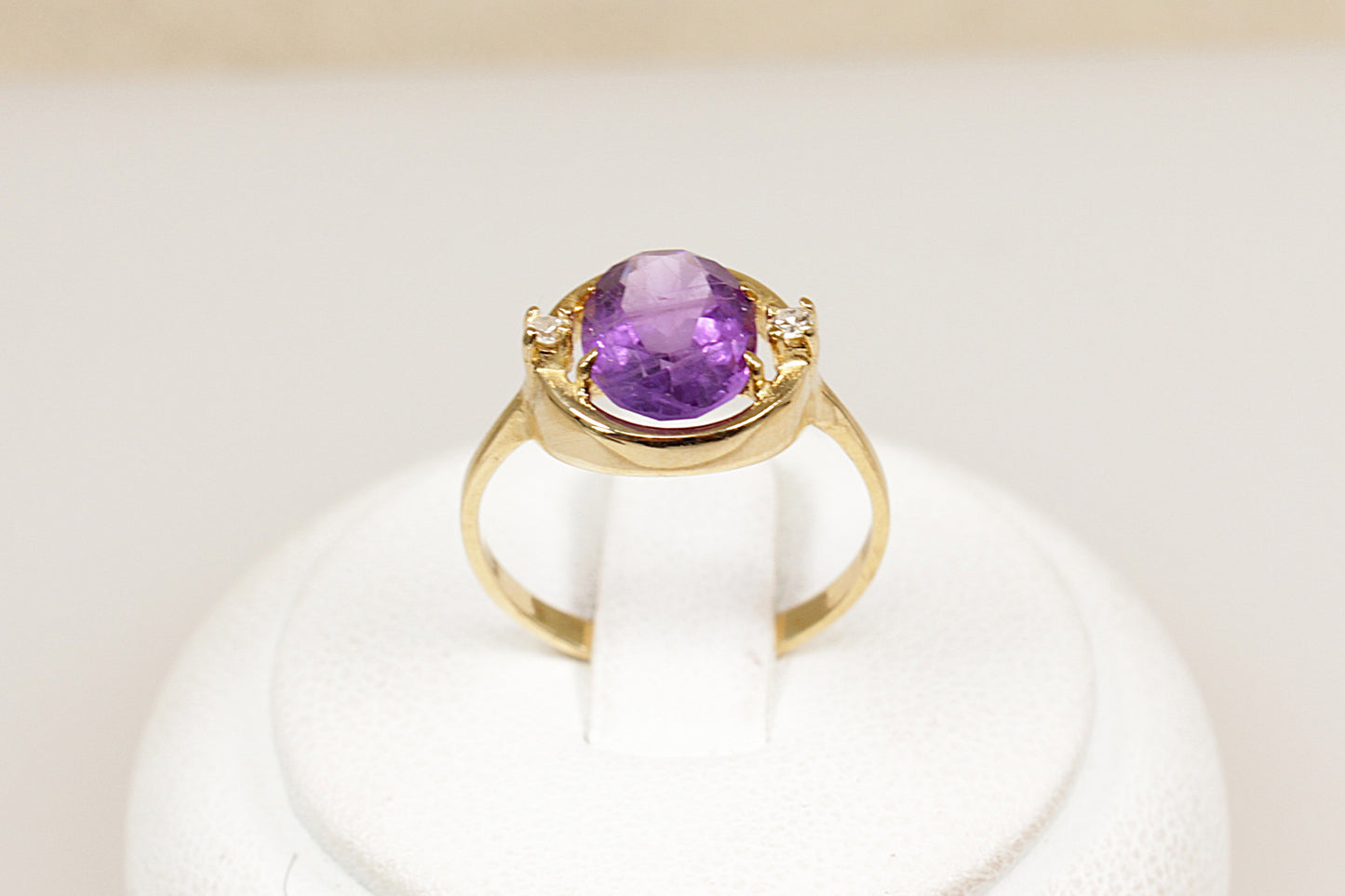 18ct Gold Amethyst and Diamond Ring