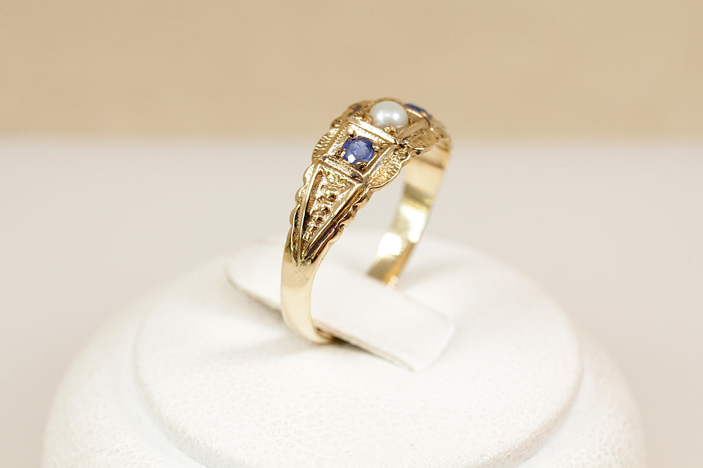 Vintage 9ct Edwardian Style Sapphire & Pearl Ring