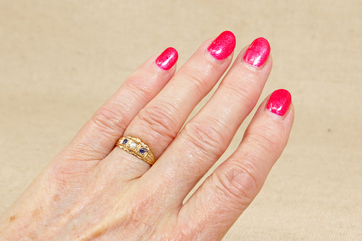 Vintage 9ct Edwardian Style Sapphire & Pearl Ring
