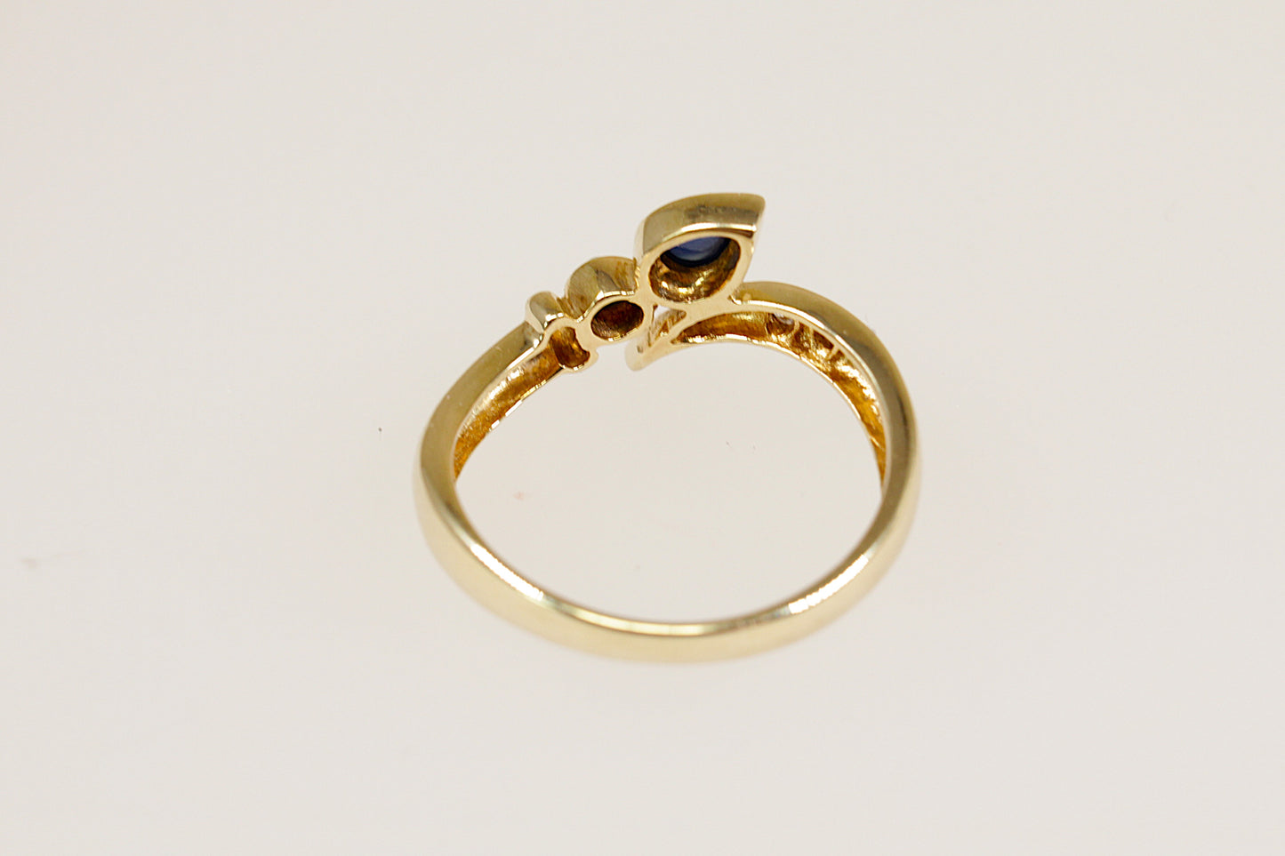14ct Sapphire, Emerald & Diamond Ring
