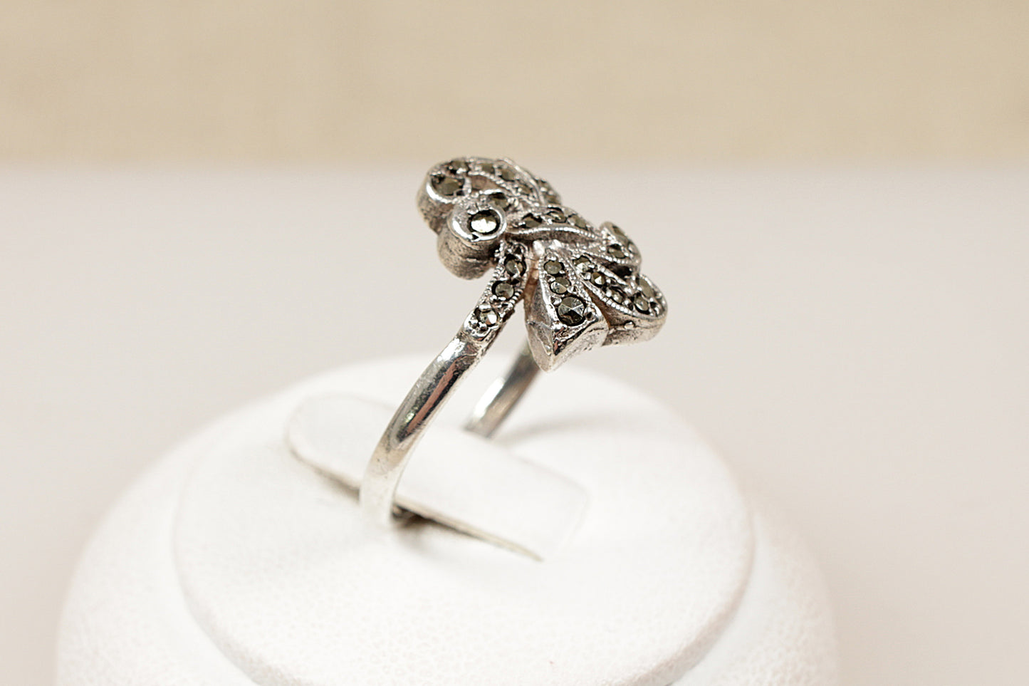 Art Deco Silver Marcasite Bow Ring