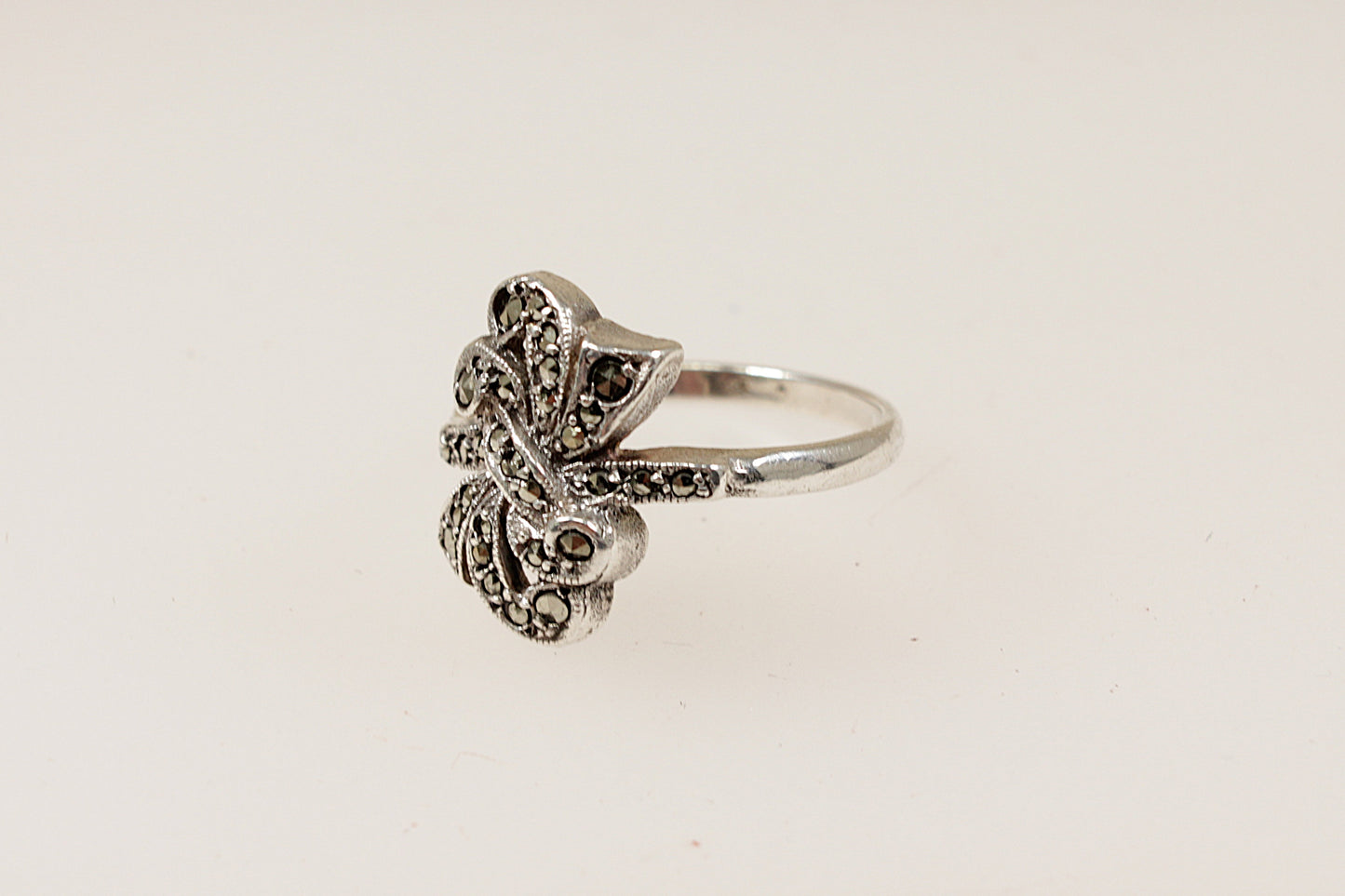 Art Deco Silver Marcasite Bow Ring