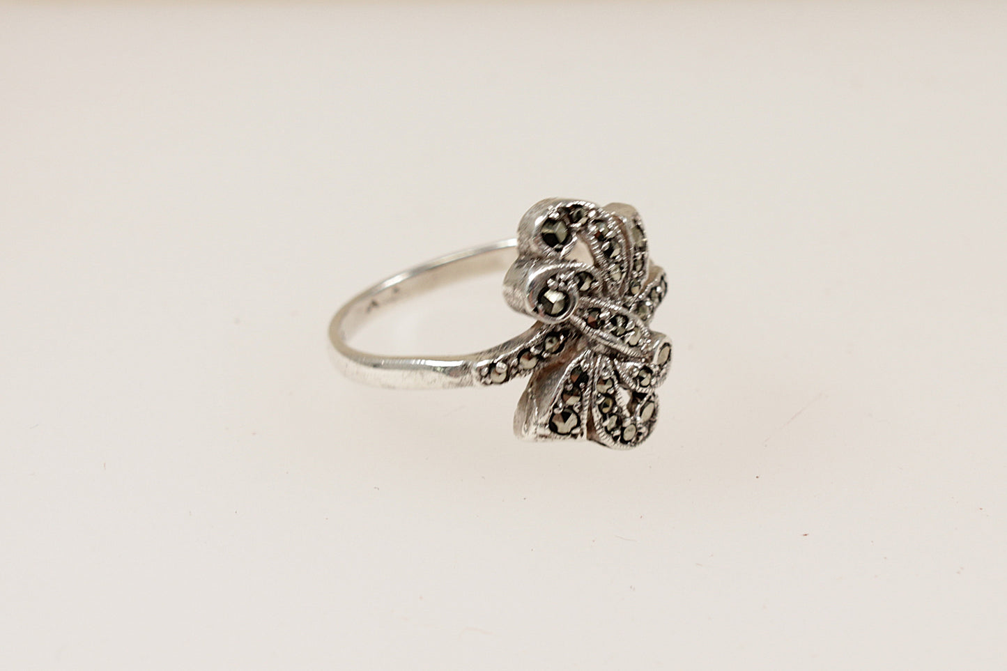 Art Deco Silver Marcasite Bow Ring
