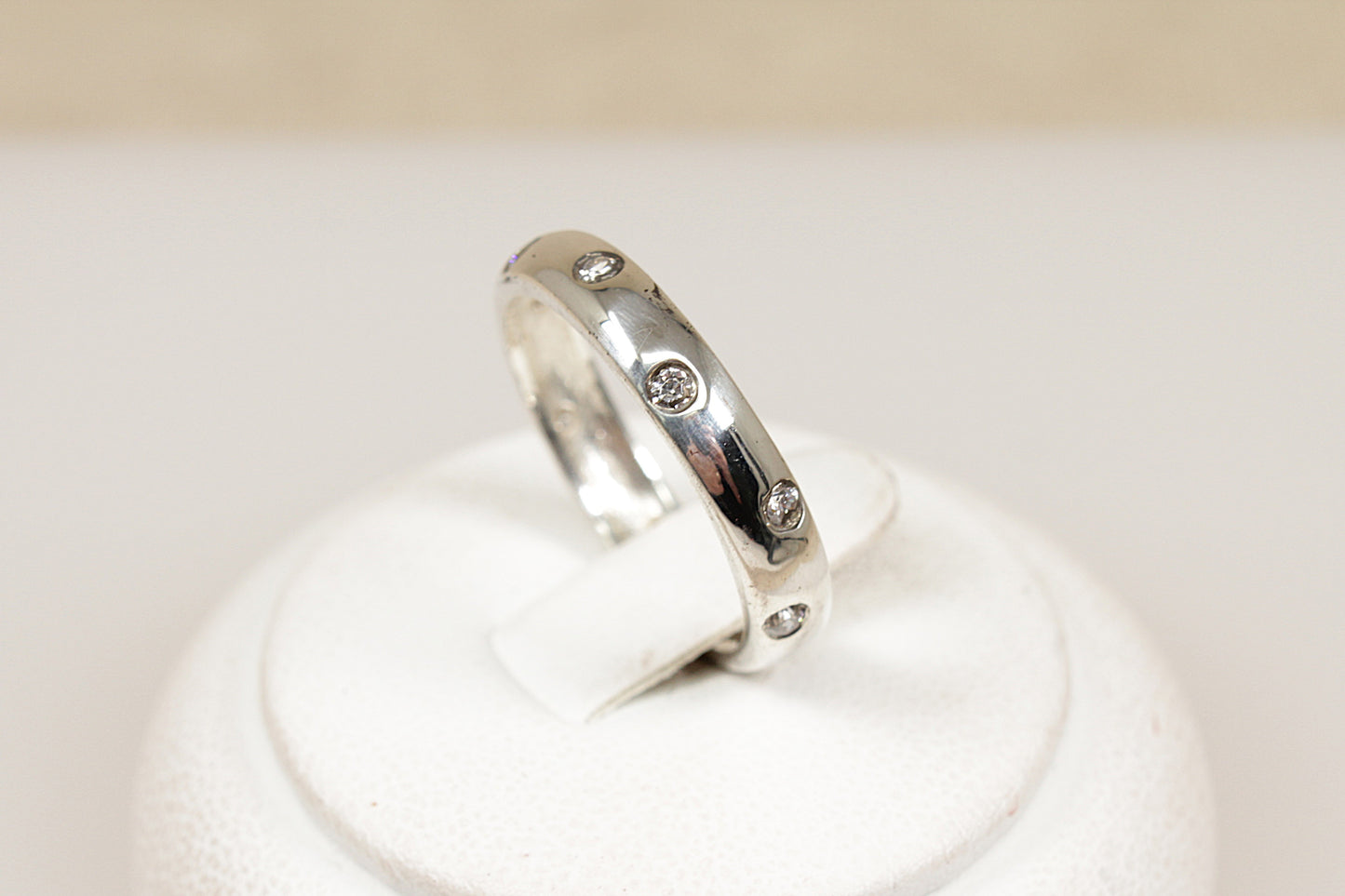 Silver Crystal Band Ring.