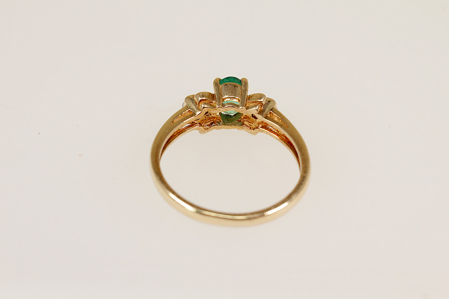 9ct Emerald & Diamond Bow Ring