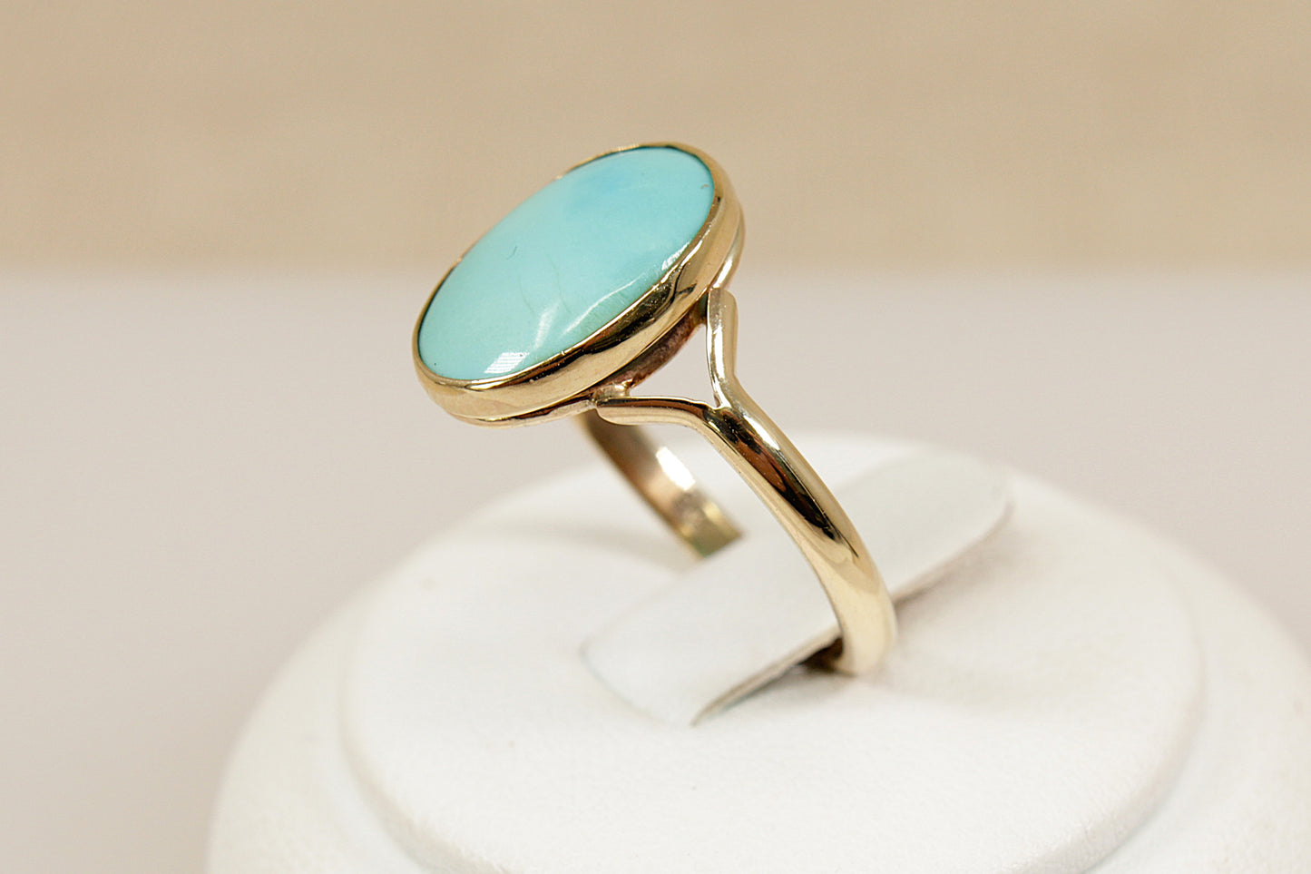 Vintage Turquoise Solitaire Gold Ring