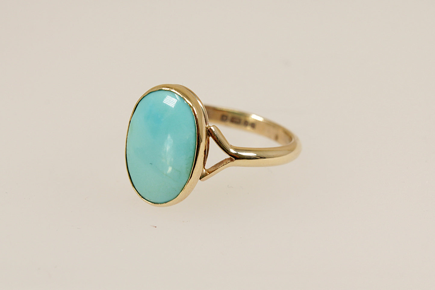 Vintage Turquoise Solitaire Gold Ring