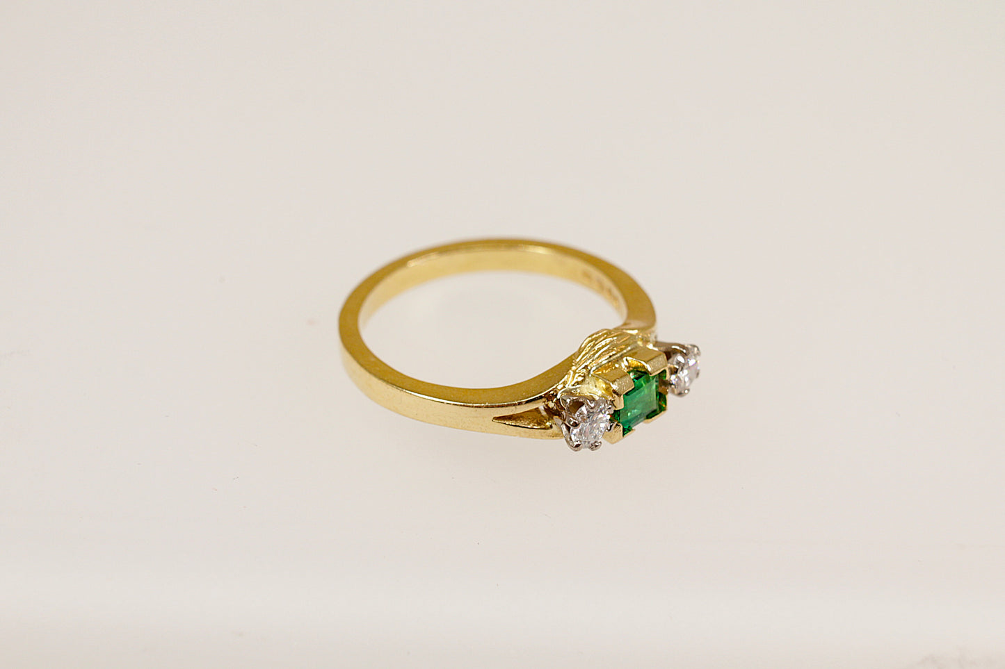 Vintage 18ct Emerald and Diamond Trilogy Ring