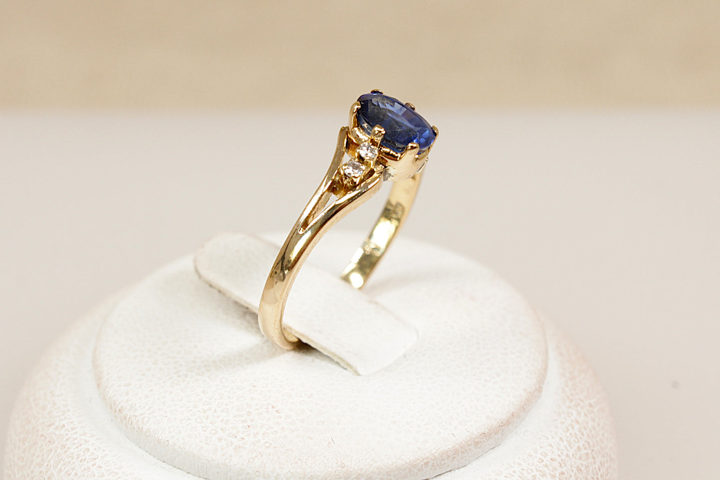 18ct Sapphire and Diamond Solitaire Ring