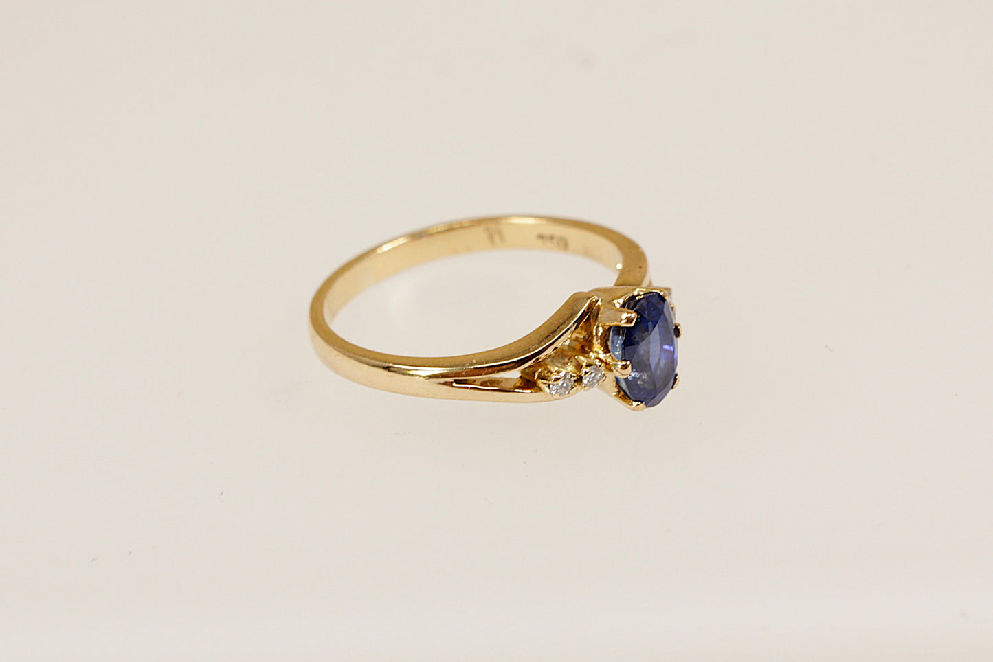 18ct Sapphire and Diamond Solitaire Ring