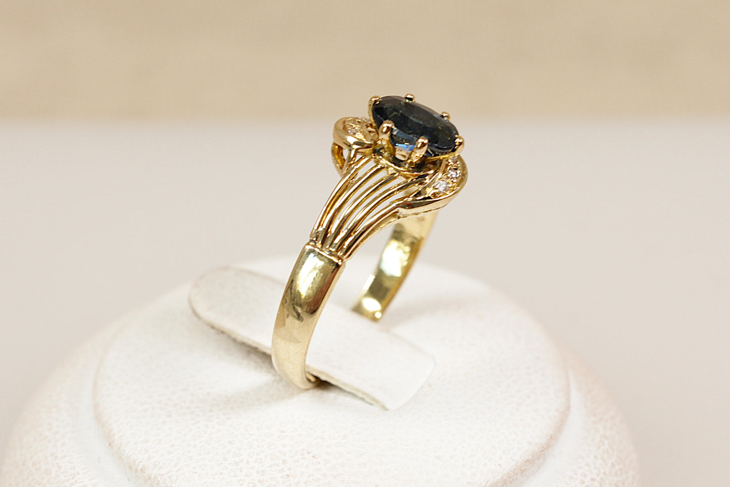 18ct Gold Sapphire and Diamond Ring