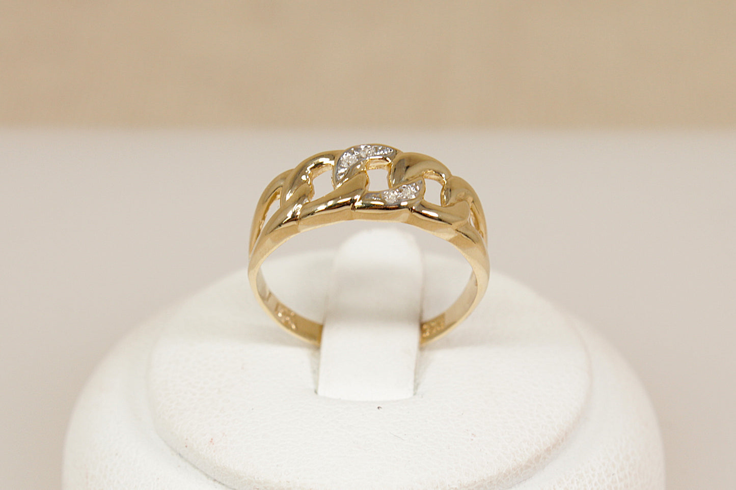 14ct Gold Diamond Knot Design Ring