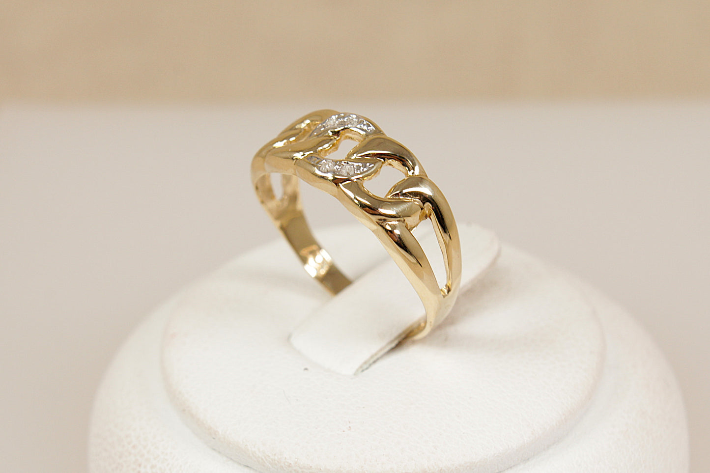 14ct Gold Diamond Knot Design Ring