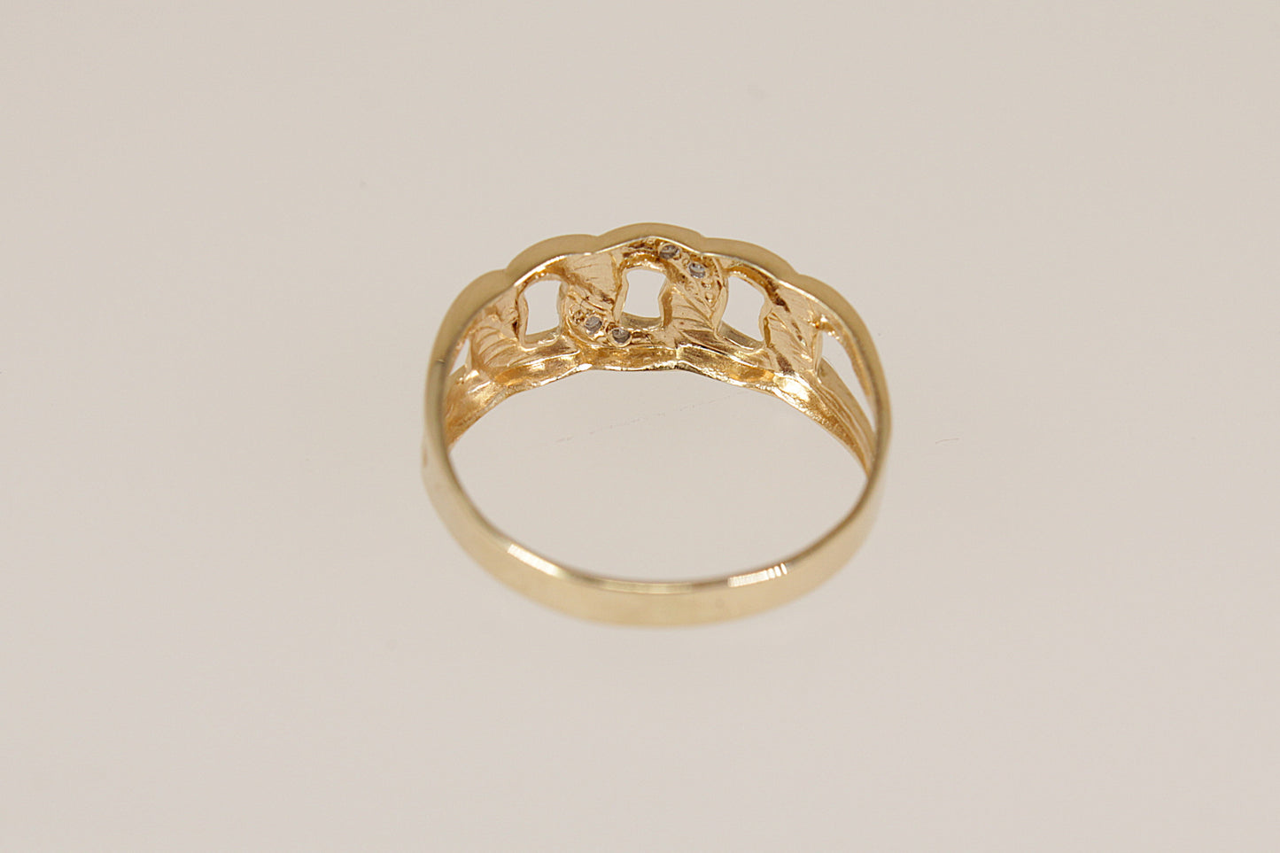 14ct Gold Diamond Knot Design Ring