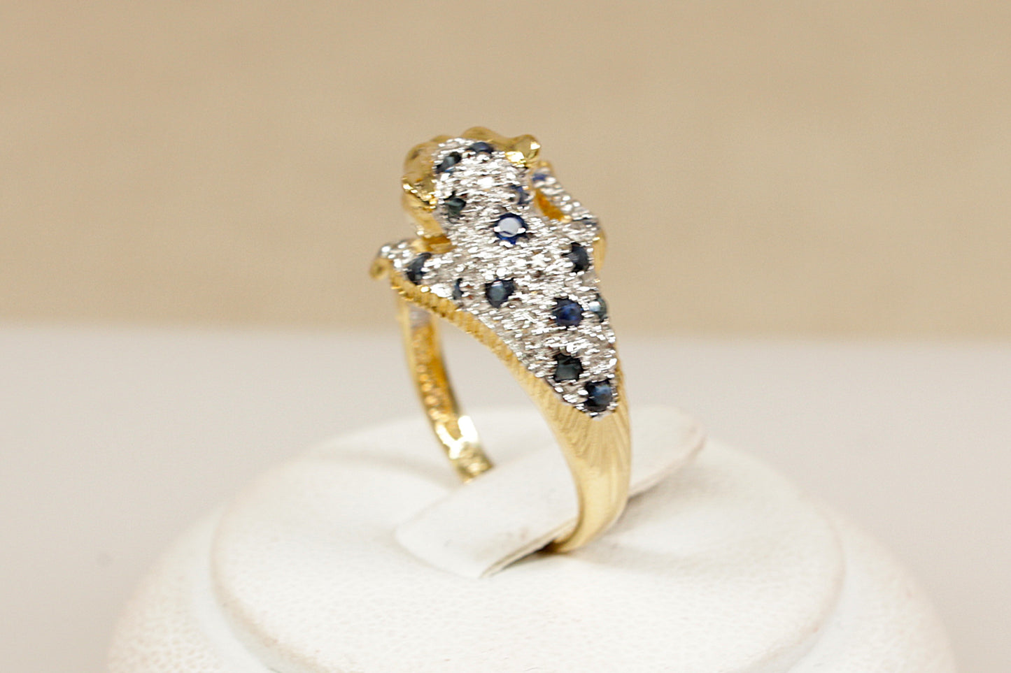 Sapphire and Diamond 'Roaring Leopard' Ring
