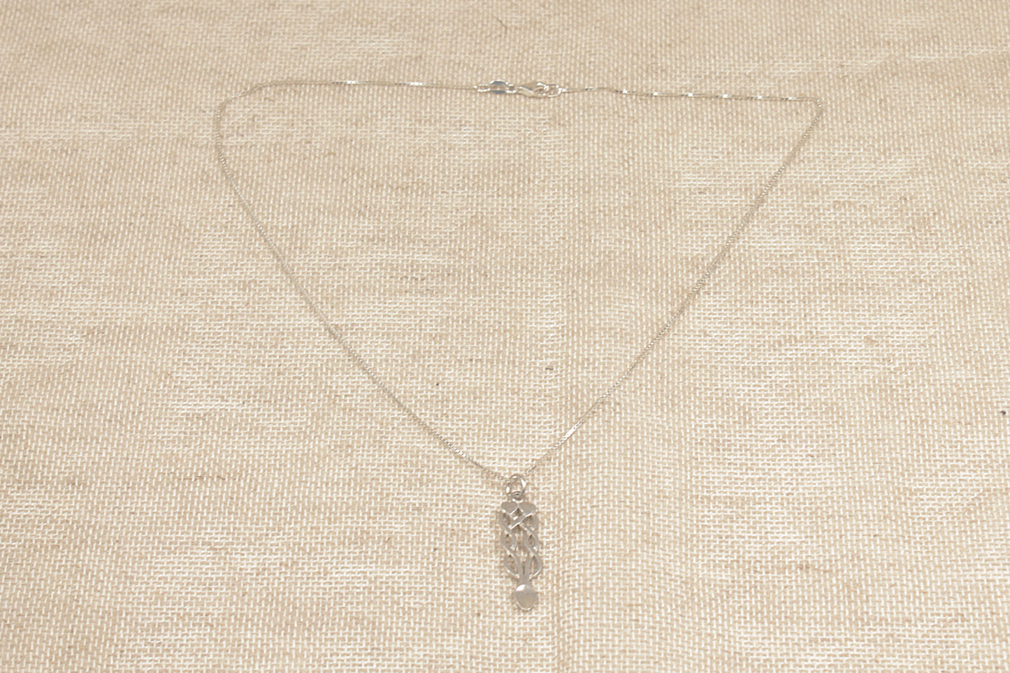 Silver Celtic Knot Pendant and Chain Necklace