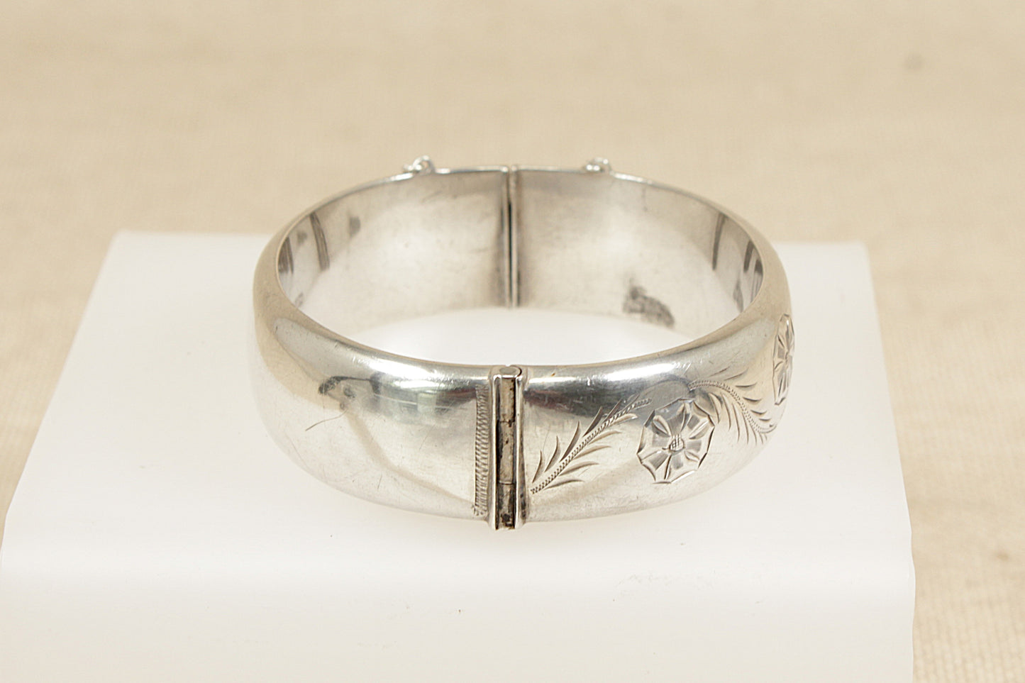 Vintage Silver Hinged Bracelets and Bangles