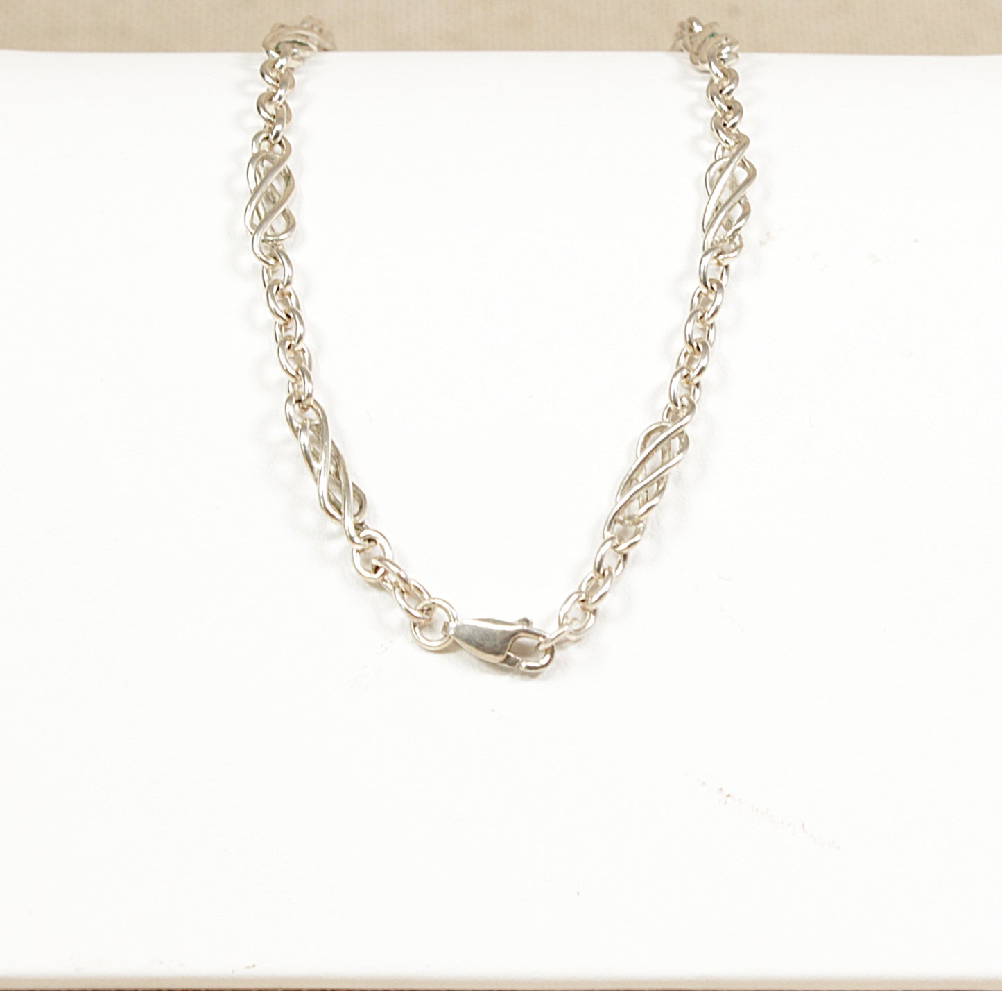 Silver Celtic Knot Links Necklaces