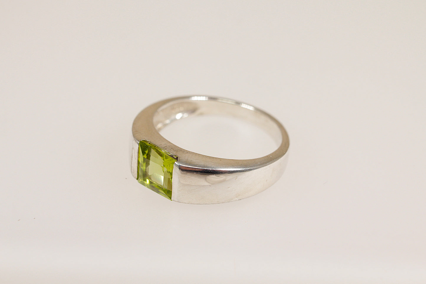Silver Peridot Band Ring