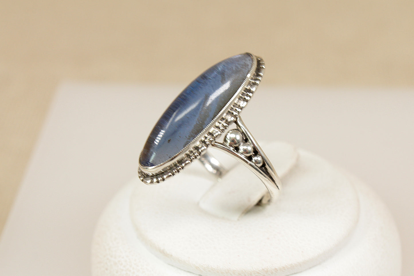 Vintage Silver Labradorite Navette Ring