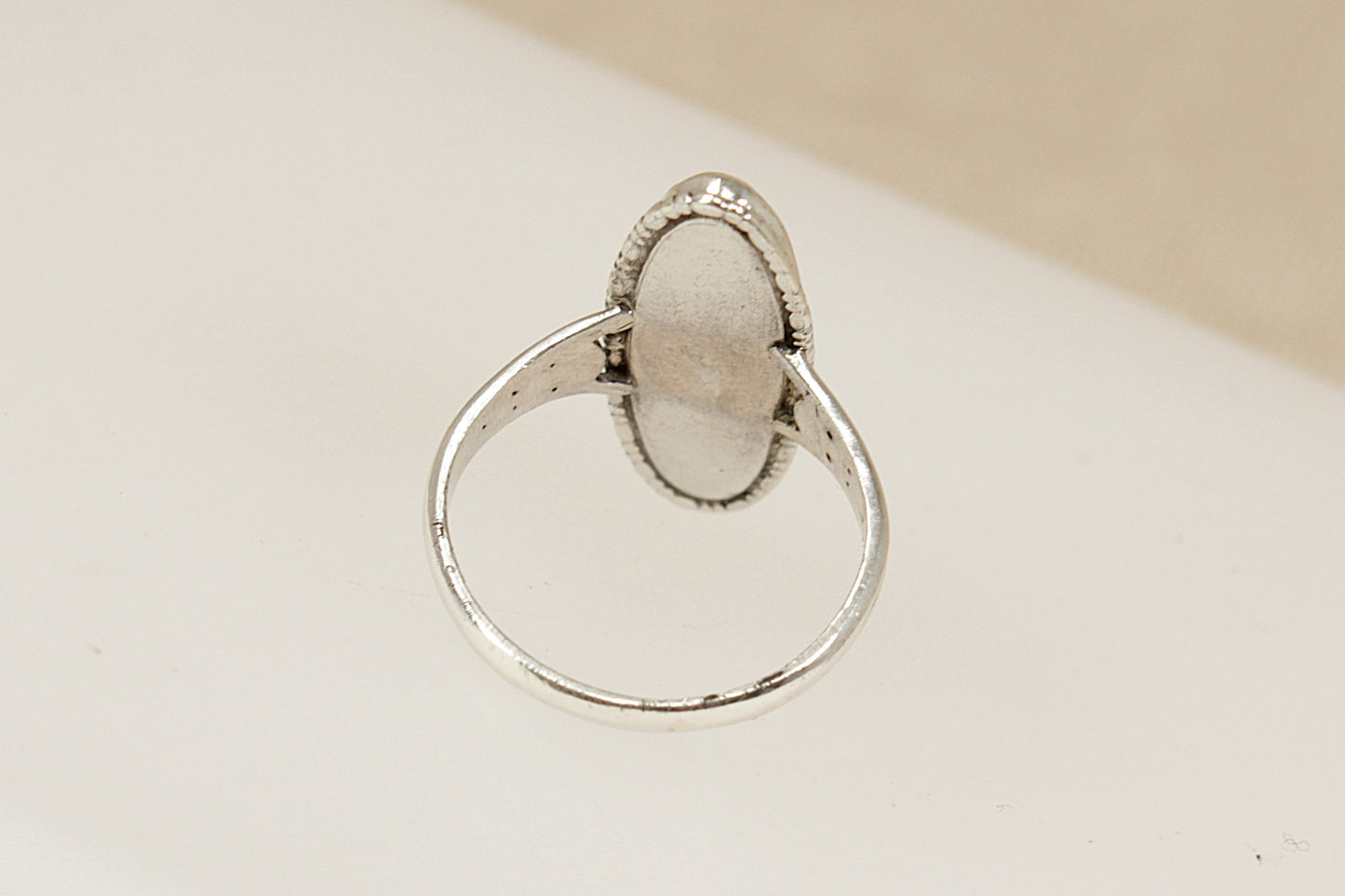 Vintage Silver Labradorite Navette Ring